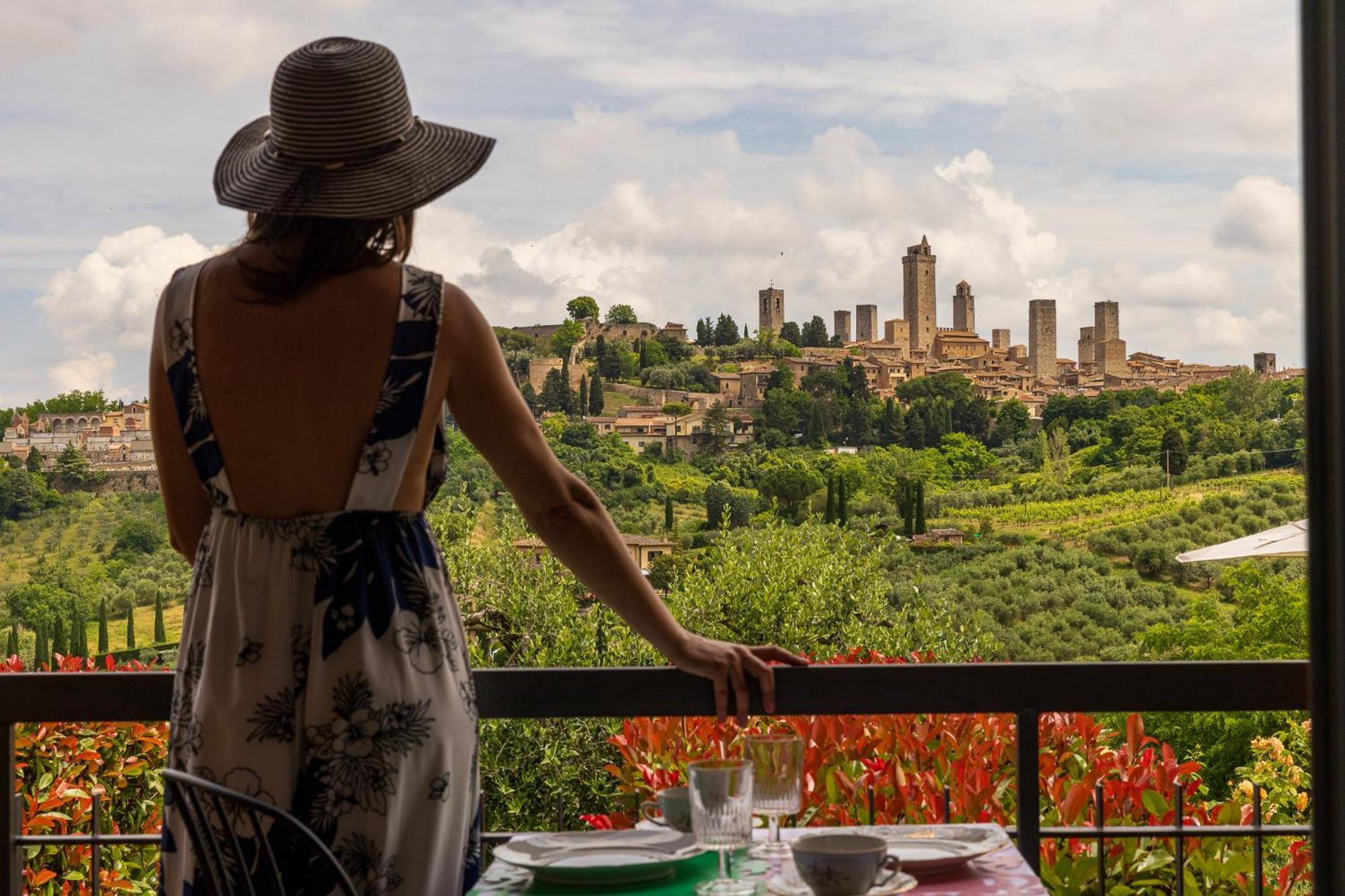 B&B La Cornice San Gimignano Luaran gambar